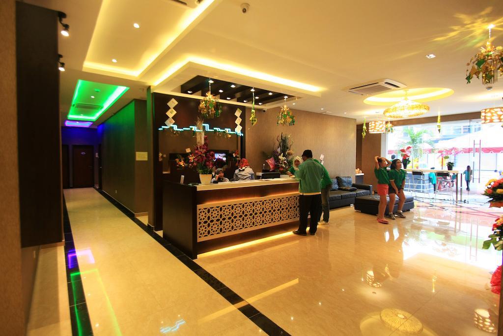 Sri Enstek Hotel Klia, Klia 2 & F1 Sepang Exterior foto