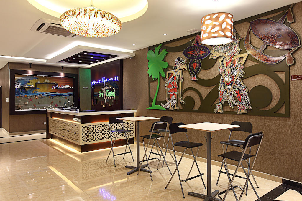 Sri Enstek Hotel Klia, Klia 2 & F1 Sepang Exterior foto